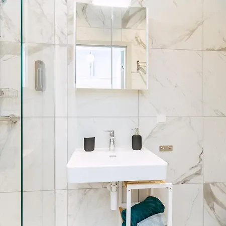 Krahviaia הפסלאו